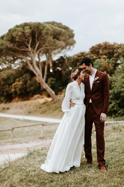 Un mariage Terracotta dans le Gard : Photo et vidéo : Pinewood Weddings - Blog mariage : La mariée aux pieds nus