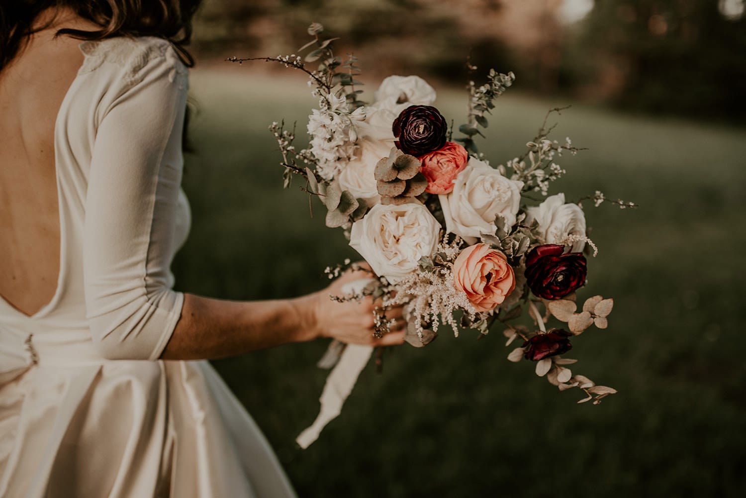 12 idées de bouquets de mariée pour s'inspirer - la mariee aux pieds nus