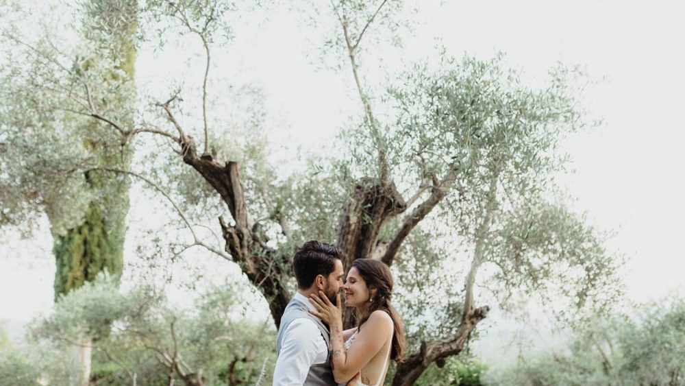 Un mariage végétal à la Bastide Saint Antoine à Grasse - Photos : Capyture - Blog mariage : La mariée aux pieds nus