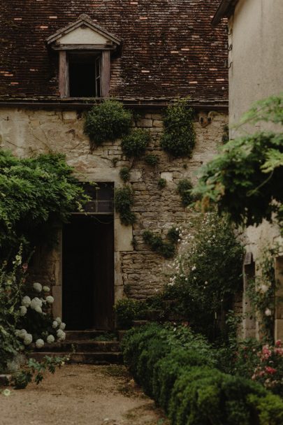 Un mariage végétal au Château de Barbirey en Bourgogne - Photographes : Capyture - Blog mariage : La mariee aux pieds nus