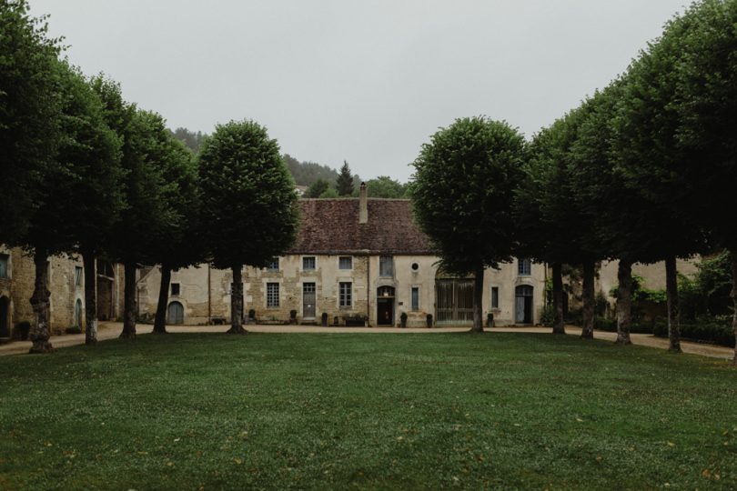 Un mariage végétal au Château de Barbirey en Bourgogne - Photographes : Capyture - Blog mariage : La mariee aux pieds nus