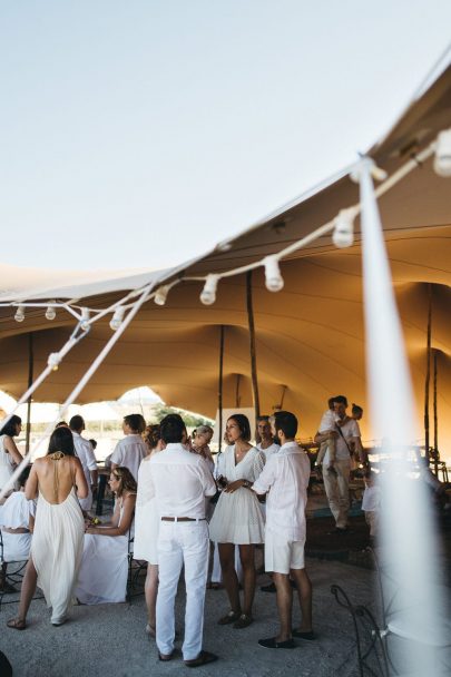 Un mariage végétal aux Domaines de Patras en Provence - Photos : Fabien Courmont - Blog mariage : La mariée aux pieds nus