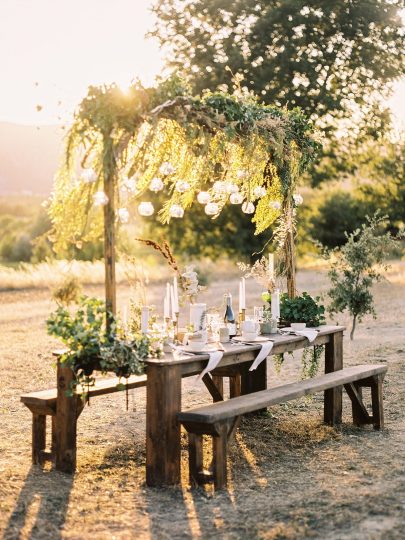 Un mariage au pied du Mont Ventoux en Provence - Photos : Valéry Villard - Blog mariage : La mariée aux pieds nus