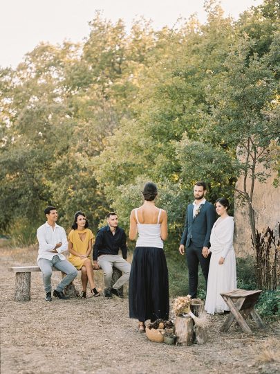 Un mariage au pied du Mont Ventoux en Provence - Photos : Valéry Villard - Blog mariage : La mariée aux pieds nus