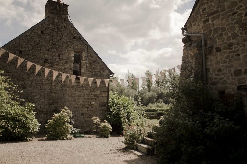 Un mariage en vert en Bretagne - La mariée aux pieds nus