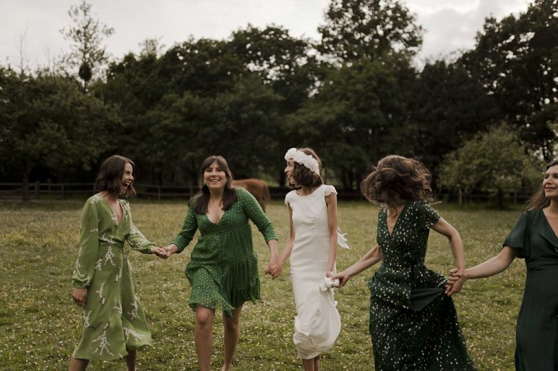 Un mariage en vert en Bretagne - La mariée aux pieds nus