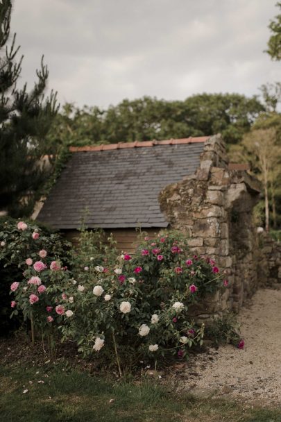 Un mariage en vert en Bretagne - La mariée aux pieds nus