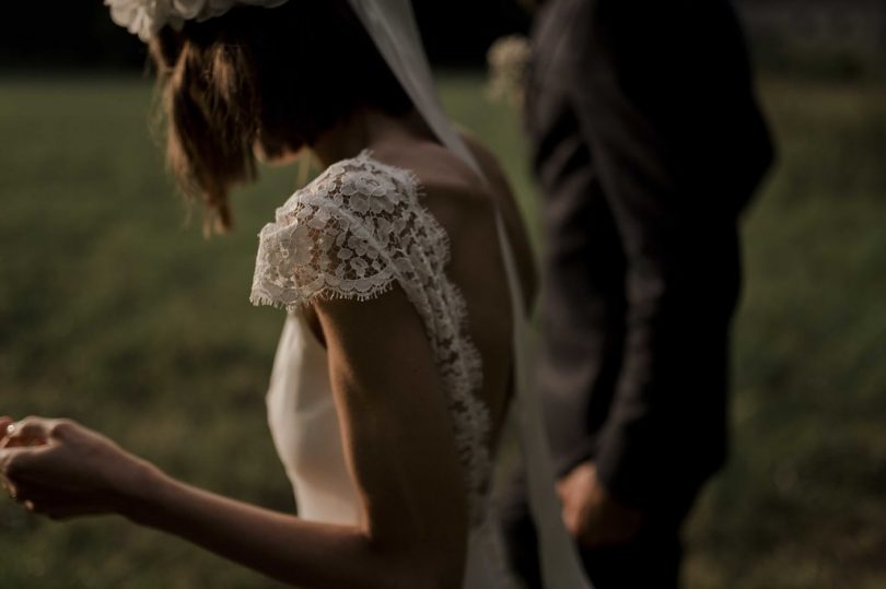 Un mariage en vert en Bretagne - La mariée aux pieds nus