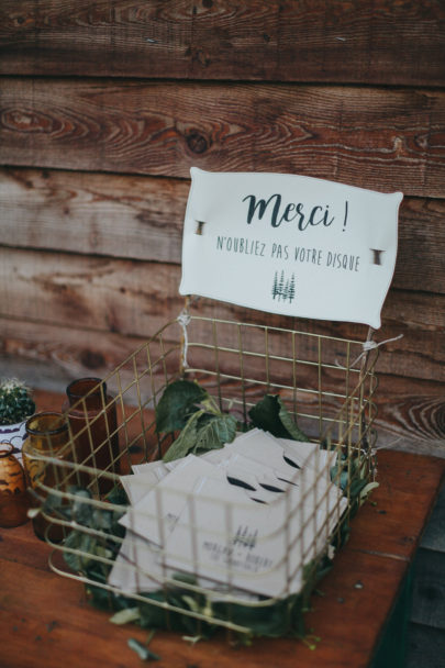 Un mariage à la montagne dans les Alpes Maritimes - A découvrir sur le blog mariage www.lamaireeauxpiedsnus.com - Photos : Reego Photographie