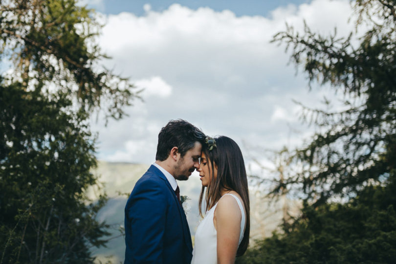 Un mariage à la montagne dans les Alpes Maritimes - A découvrir sur le blog mariage www.lamaireeauxpiedsnus.com - Photos : Reego Photographie