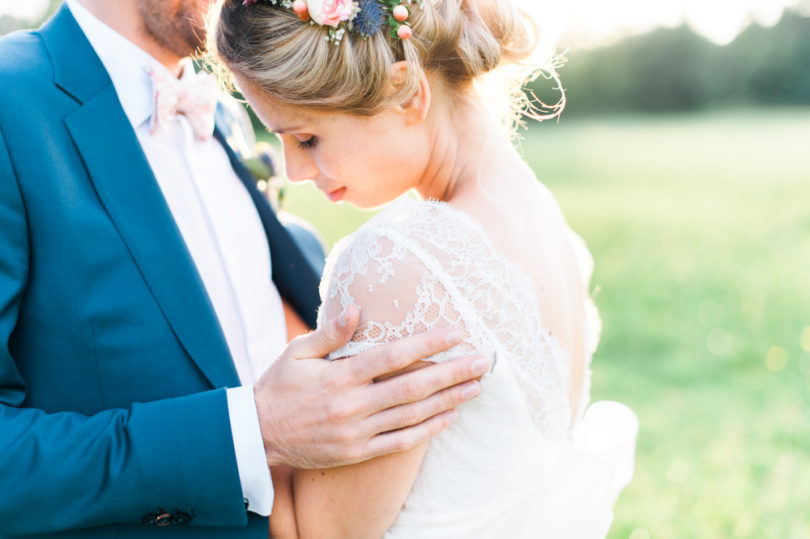 Un mariage champêtre et coloré au château Giscours, Médoc - La mariée aux pieds nus - Photo : Marion Heurteboust