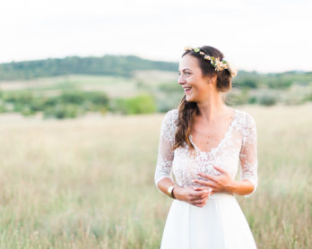 Un mariage au Comptoir Saint Hilaire en Provence à découvrir sur www.lamarieeauxpiedsnus.com - Photos : Marion Heurteboust