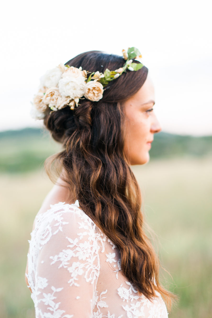 Un mariage au Comptoir Saint Hilaire en Provence à découvrir sur www.lamarieeauxpiedsnus.com - Photos : Marion Heurteboust