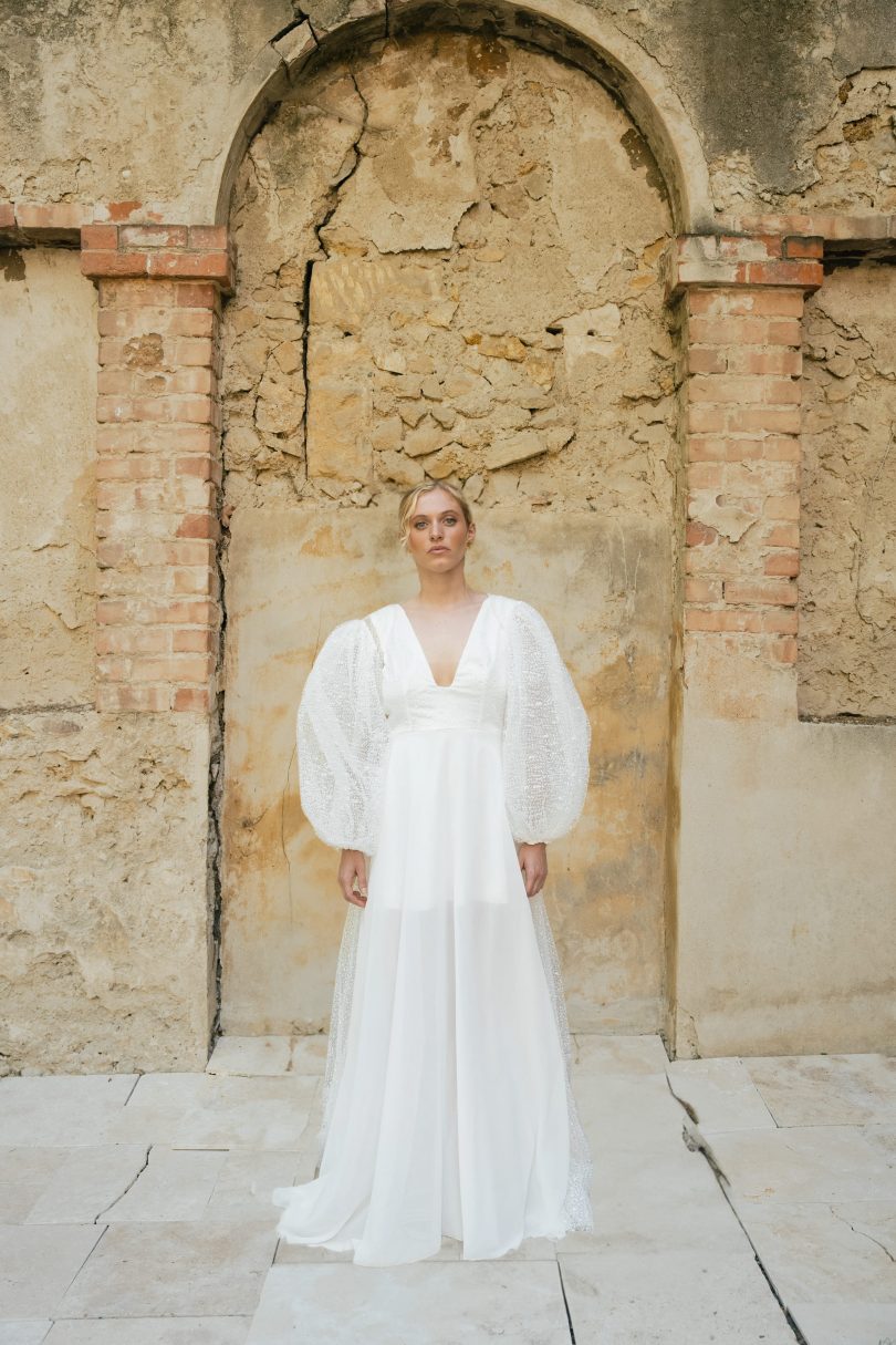 Muse Blanche - Robes de mariée - Collection 2024 - Blog mariage : La mariée aux pieds nus