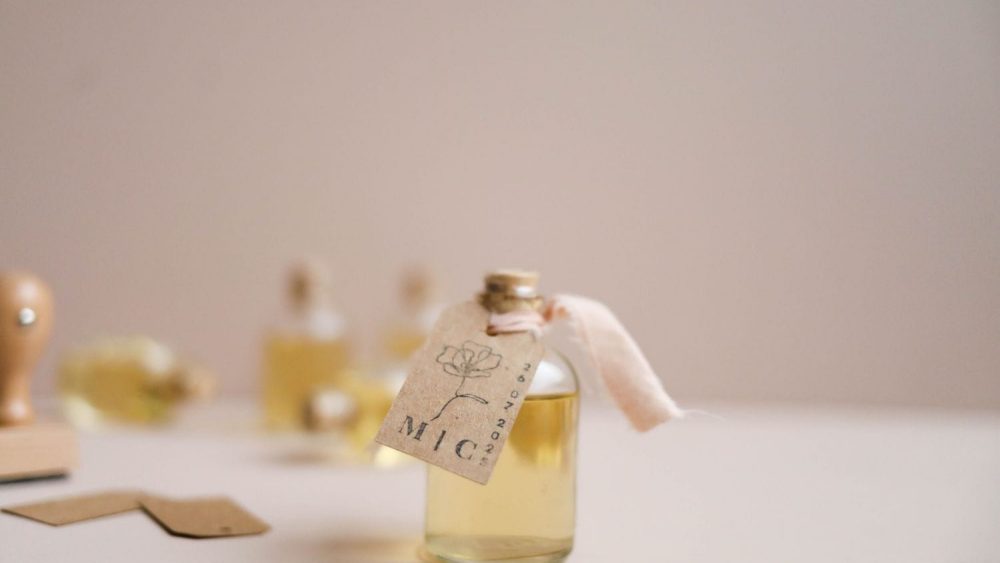 Petit Mariage entre Amis - Cadeaux d'invités de mariage - Blog mariage : La mariée aux pieds nus