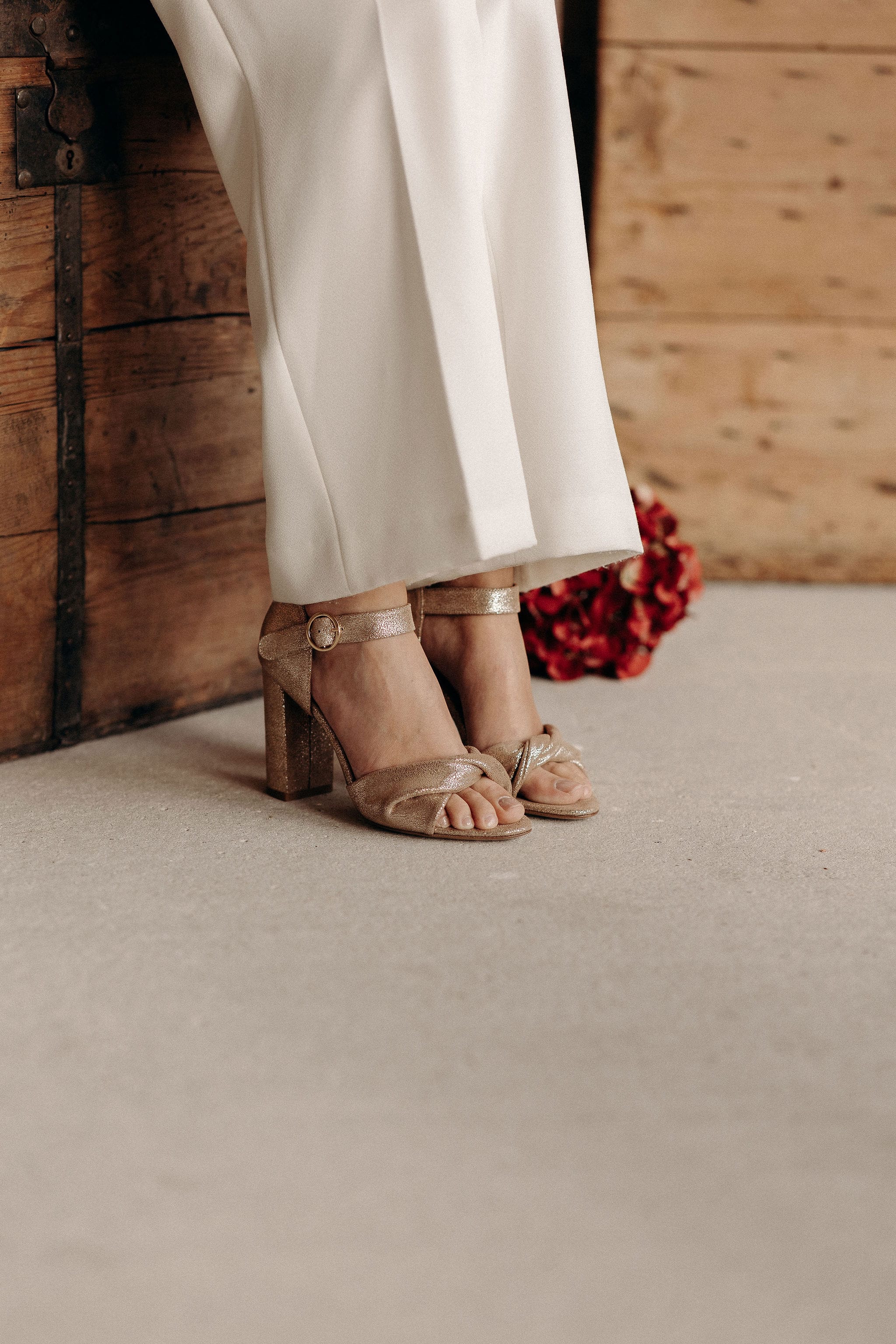 Pied de biche - Chaussures de mariage - Blog mariage : La mariée aux pieds nus