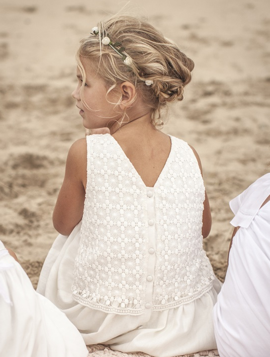 Tenue bébé garçon pour mariage champêtre chic.