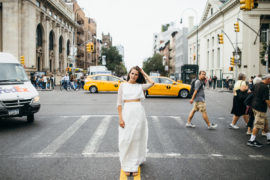 Robes de mariée Aurélia Hoang - Collection 2016 - A découvrir sur le blog mariage www.lamarieeauxpiedsnus.com - Photos : Jean Laurent Gaudy