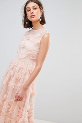 Dress code mariage en rose - Idées de tenues pour les invités et demoiselles d'honneur : Blog mariage : La mariée aux pieds nus