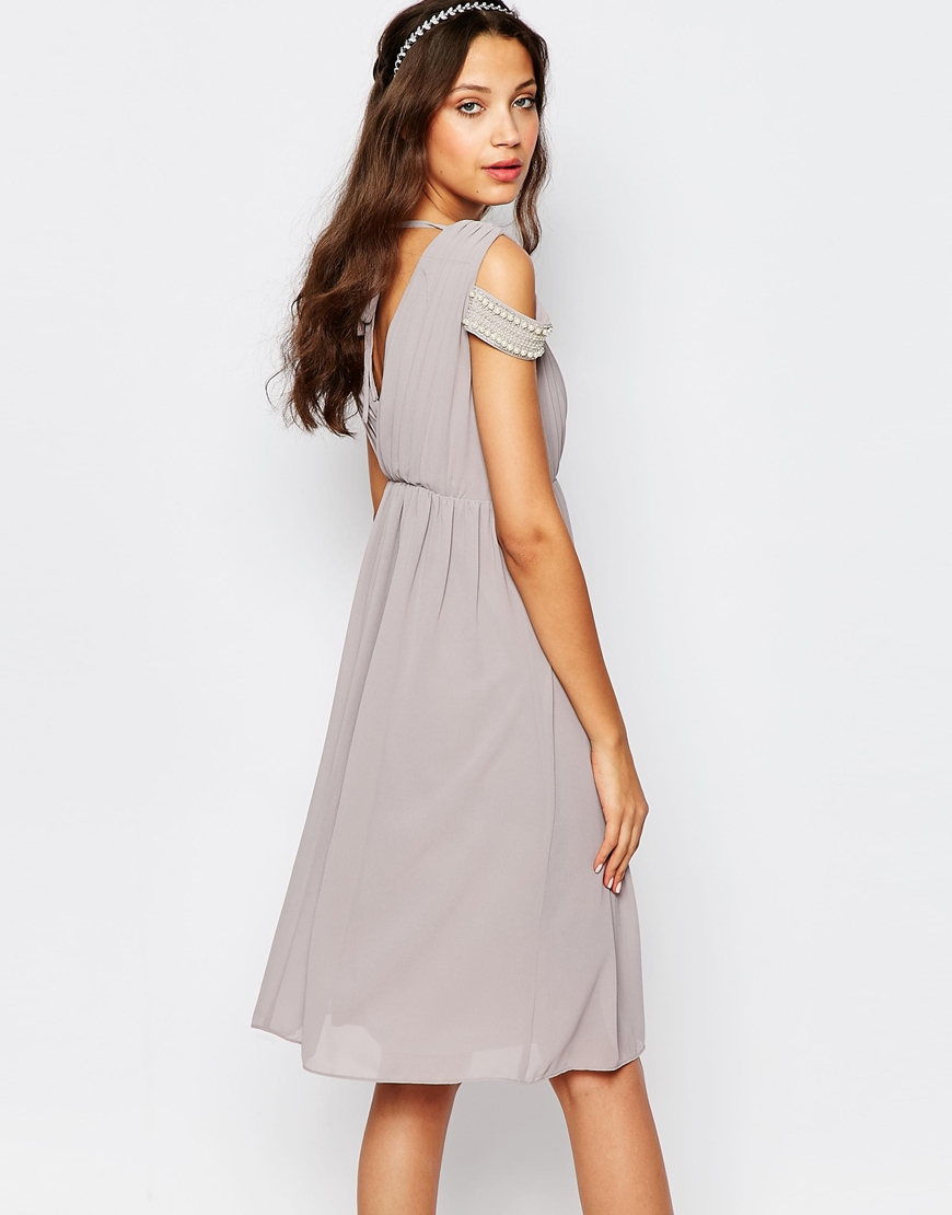 Robe Taupe Mariage Invitee La Mariee Aux Pieds Nus