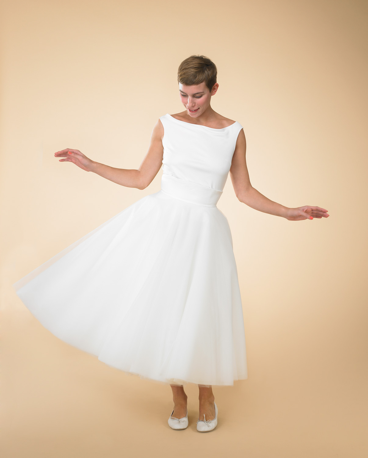 robe_de_mariee_les_soeurs_waziers_la_mariee_aux_pieds_nus la mariee