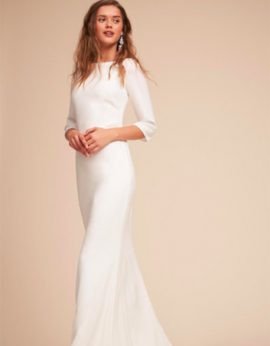 Vivre ses essayages de robes de mariée lorsqu'on ne fait pas un 38 ? Conseils et adresses sur le blog mariage La mariée aux pieds nus