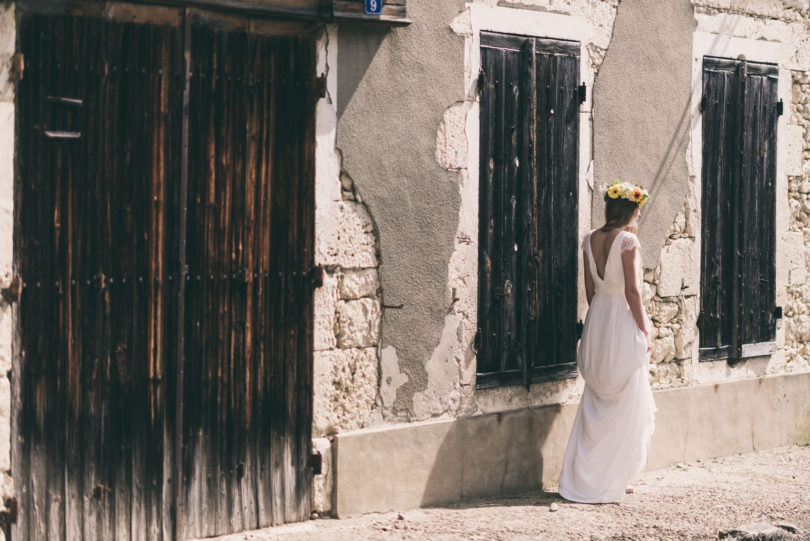 Marion Kenezi - Robes de mariée - Collection 2017 - Photos : Julien Navarre - A découvrir sur le blog mariage www.lamarieeauxpiedsnus.com