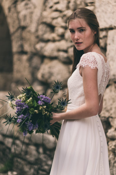 Marion Kenezi - Robes de mariée - Collection 2017 - Photos : Julien Navarre - A découvrir sur le blog mariage www.lamarieeauxpiedsnus.com