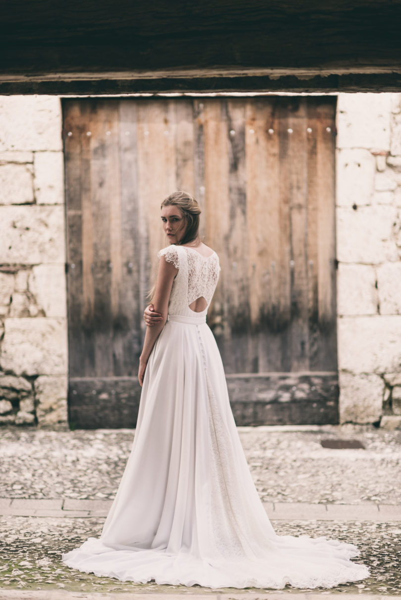 Marion Kenezi - Robes de mariée - Collection 2017 - Photos : Julien Navarre - A découvrir sur le blog mariage www.lamarieeauxpiedsnus.com