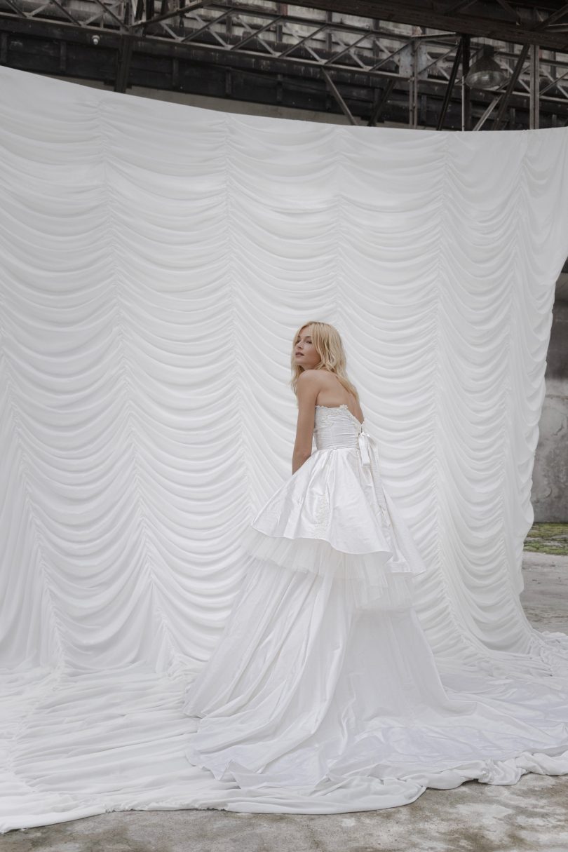 Lilar Paris - Robes de mariée - Collection 2026 - Blog mariage : La mariée aux pieds nus