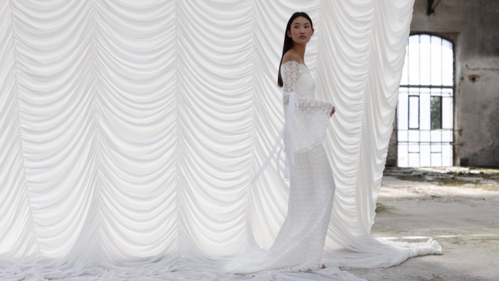 Lilar Paris - Robes de mariée - Collection 2026 - Blog mariage : La mariée aux pieds nus