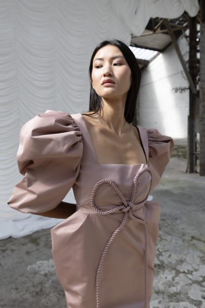 Lilar Paris - Robes de mariée - Collection 2026 - Blog mariage : La mariée aux pieds nus