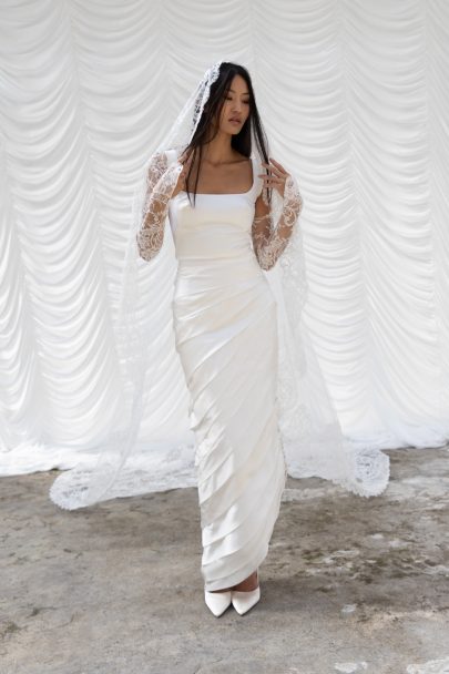 Lilar Paris - Robes de mariée - Collection 2026 - Blog mariage : La mariée aux pieds nus