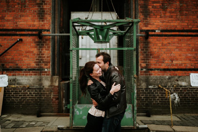 Une sécance engagement dans les rues de Hambourg - Coralie Lescieux - La mariée aux pieds nus