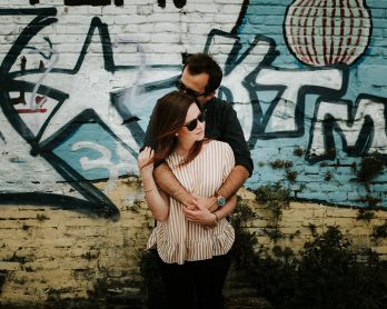 Une sécance engagement dans les rues de Hambourg - Coralie Lescieux - La mariée aux pieds nus