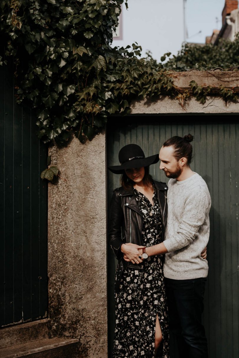 Une séance engagement à Nantes - A découvrir sur le blog mariage La mariée aux pieds nus - Photos : Flavie Nelly