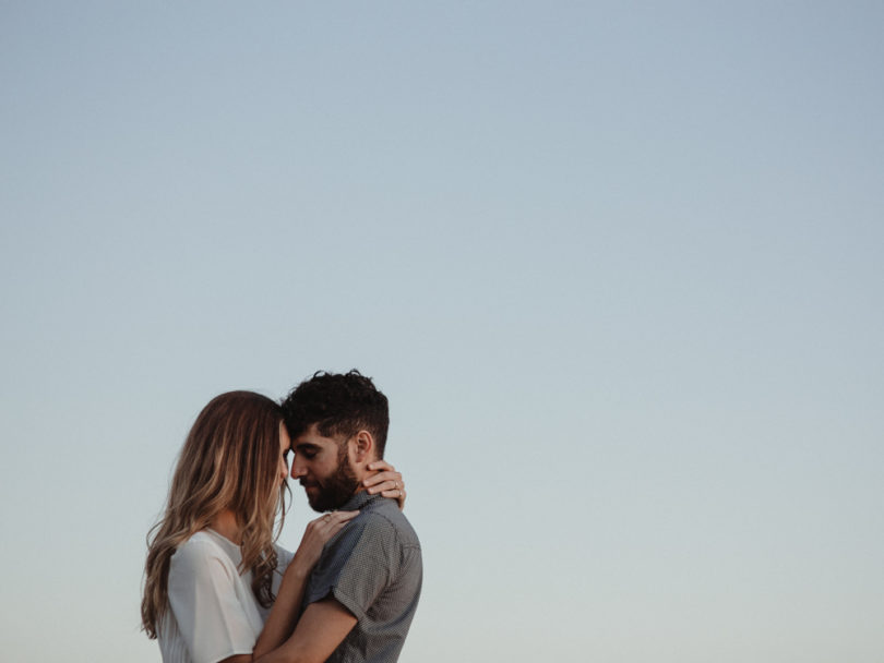 Une séance engagement en Afrique du Sud - A découvrir sur le blog mariage www.lamarieeauxpiedsnus.com - Photographes : Capyture