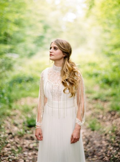 Blog mariage - La mariée aux pieds nus - Photo : L'artisan Photographe - Stéphanie Wolff - Robes de mariée - Robe Bird