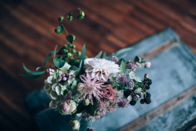 Un mariage pastel à la montagne à découvrir sur le blog mariage www.lamarieeauxpiedsnus.com - Photos : Ingrid Lepan