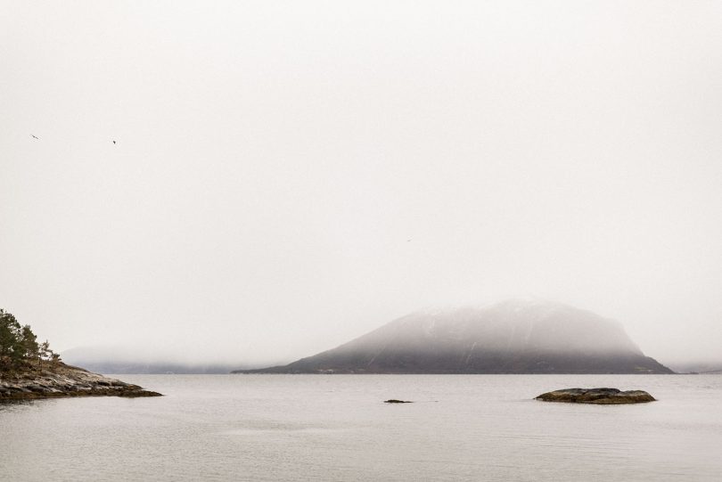 Un voyage de noces en Norvège et à la découverte du cercle arctique - Photos et récit : Julien Navarre Photography - A découvrir sur le blog mariage www.lamarieeauxpiedsnus.com