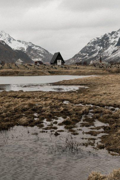 Un voyage de noces en Norvège et à la découverte du cercle arctique - Photos et récit : Julien Navarre Photography - A découvrir sur le blog mariage www.lamarieeauxpiedsnus.com