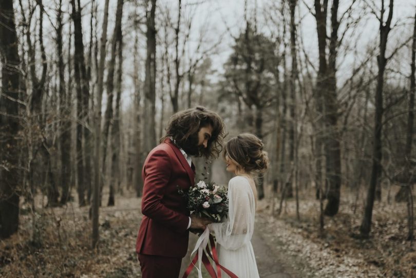 Un mariage simple et éco-responsable à La Roche Couloir - Stylisme : Marie Svetlana Kadjo - Wedding and Happiness - Photos : Cécile Bellu - Blog mariage : La mariée aux pieds nus