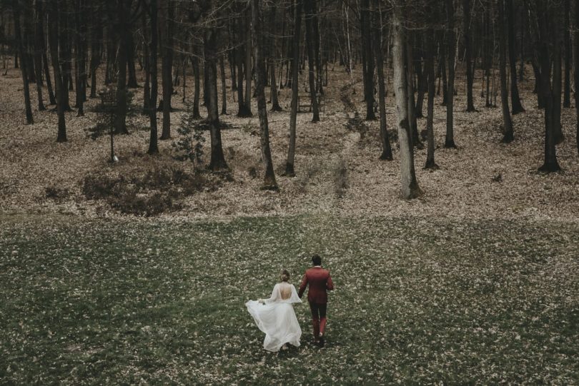 Un mariage simple et éco-responsable à La Roche Couloir - Stylisme : Marie Svetlana Kadjo - Wedding and Happiness - Photos : Cécile Bellu - Blog mariage : La mariée aux pieds nus