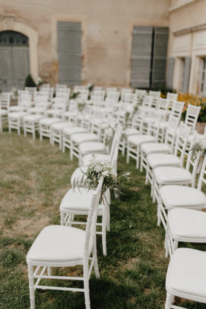 Un mariage champêtre au château de Pramenoux près de Lyon - à découvrir sur www.lamarieeauxpiedsnus.com - Photos : You Made My day